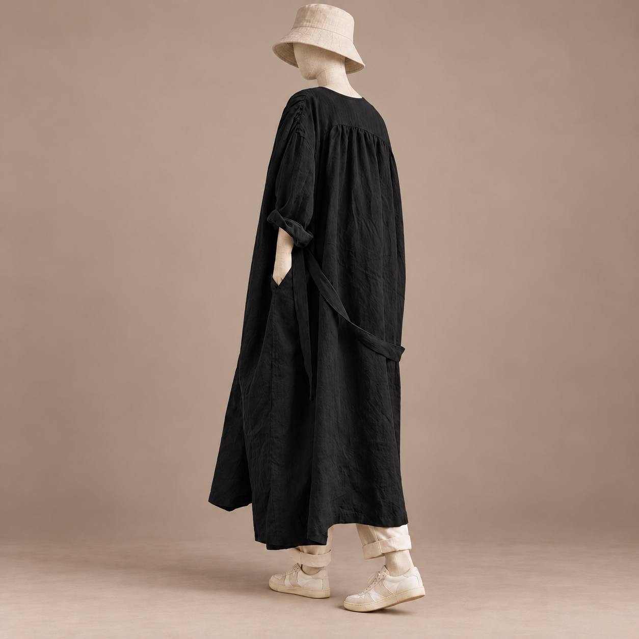 Milo Outer in Black - Image 2